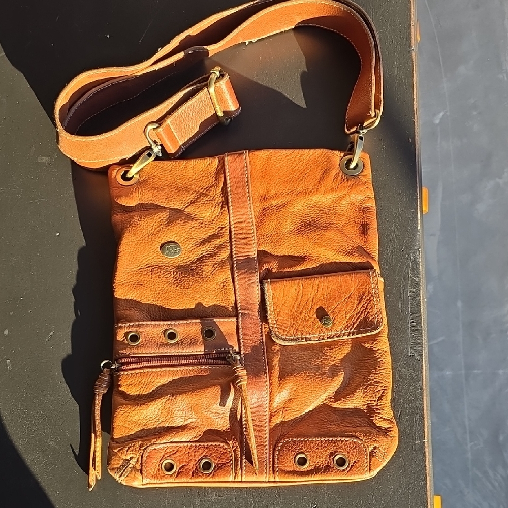 Avorio Italian Leather Shoulder Bag